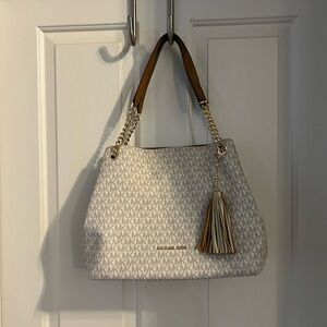 Michael Kors shoulder bag in vanilla